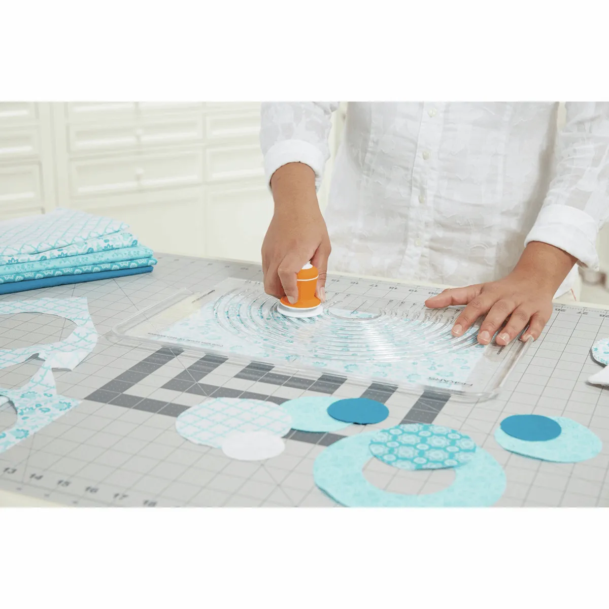 Fiskars Circle Fabric Cutter