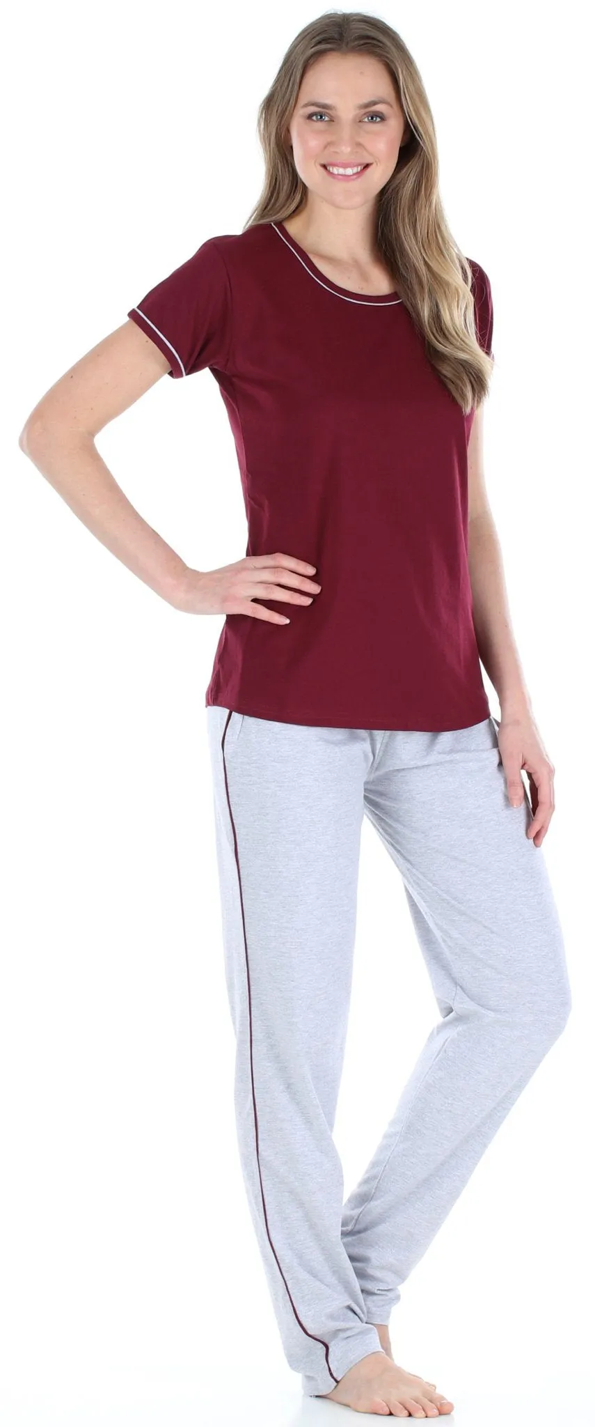 Frankie & Johnny Women’s Cotton Tee Shirt and Sweat Pant Pajama Set